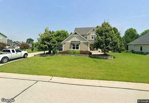 Woodleaf, PEWAUKEE, WI 53072