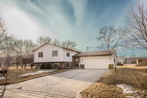 Thomas, MORRIS, MN 56267