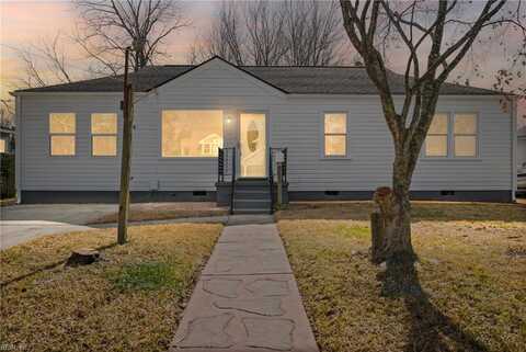Saturn, VIRGINIA BEACH, VA 23452