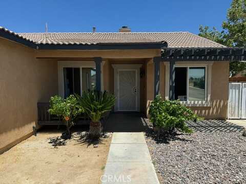 Ross, ADELANTO, CA 92301