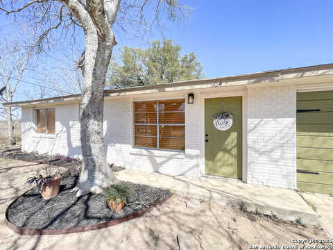 Zig Zag, DEVINE, TX 78016