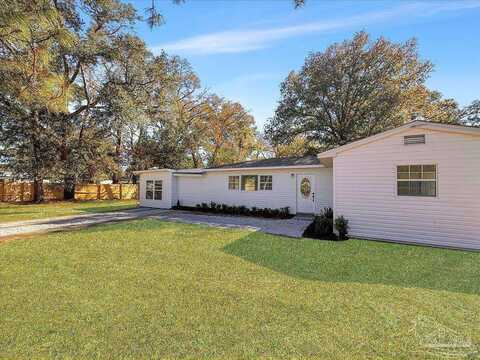 Torres, PENSACOLA, FL 32503