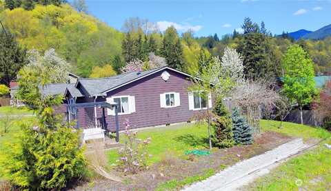 Main, CONCRETE, WA 98237