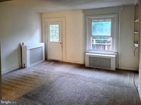 Chestnut, POTTSTOWN, PA 19464