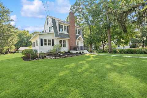 Sauganash, FONTANA, WI 53125