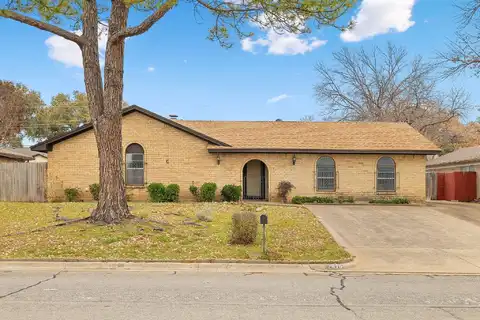 Pleasantview, HURST, TX 76054