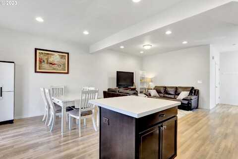 115Th, VANCOUVER, WA 98684