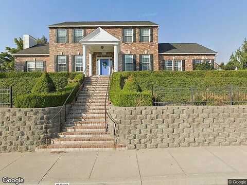 Surry, WENATCHEE, WA 98801