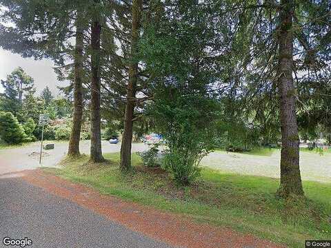 Maris, FORKS, WA 98331