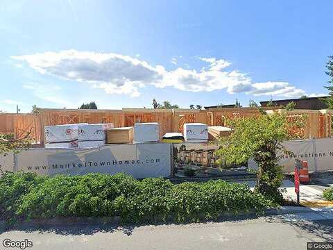 Market, KIRKLAND, WA 98033