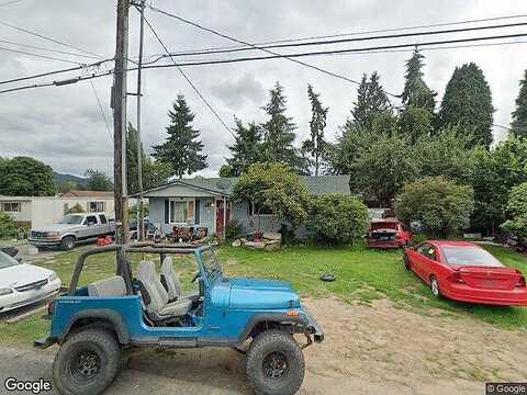Louise, KELSO, WA 98626
