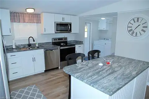 Misty, NORTH FORT MYERS, FL 33903