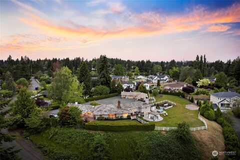 61St, KIRKLAND, WA 98033