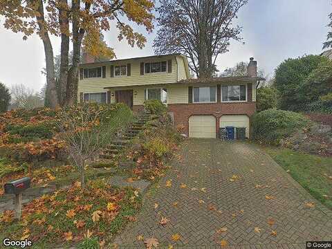 153Rd, BELLEVUE, WA 98006