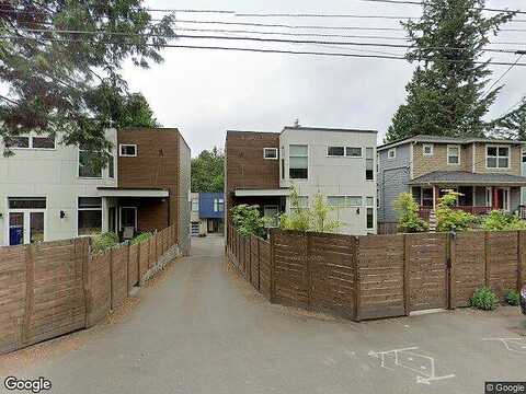 36Th, SEATTLE, WA 98125