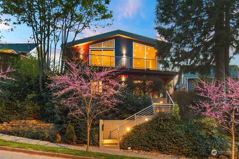56Th, SEATTLE, WA 98118