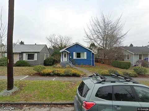 41St, SEATTLE, WA 98136