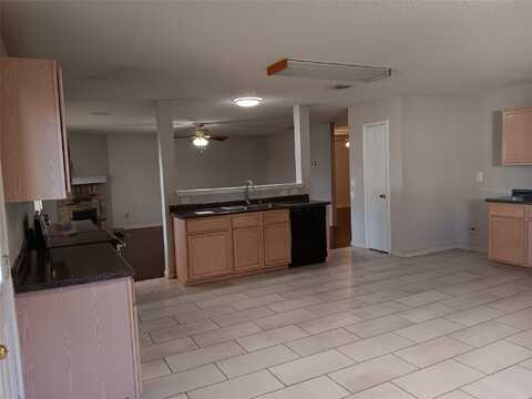 Marietta, ARLINGTON, TX 76017