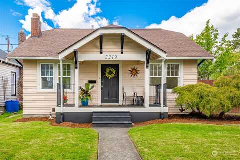 Young, BELLINGHAM, WA 98225