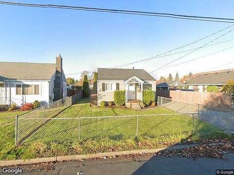 7Th, PUYALLUP, WA 98371