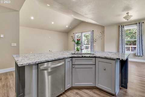 Livingston Heights, LONGVIEW, WA 98632