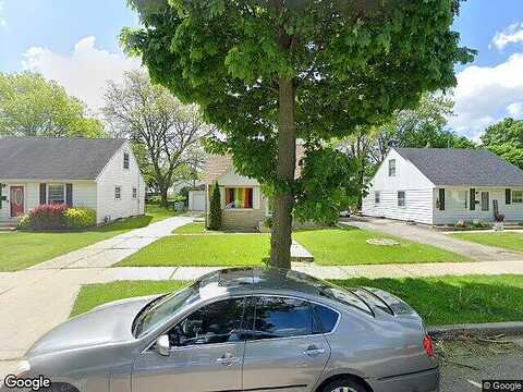 Melvina, MILWAUKEE, WI 53222