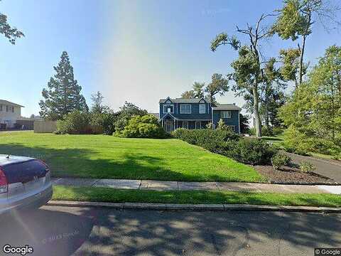 Jenifer, HORSHAM, PA 19044