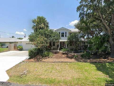 Helen, HOBE SOUND, FL 33455