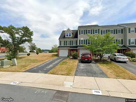 Robin Hill, YORK, PA 17404