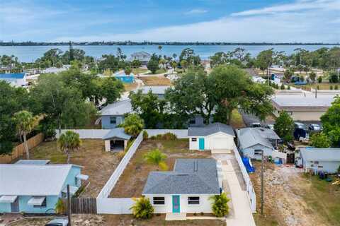 Spruce, ENGLEWOOD, FL 34223