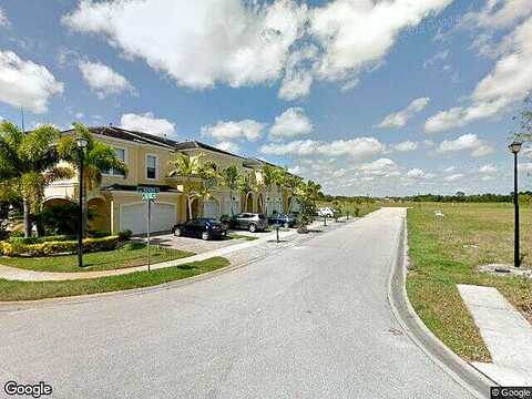 Kendra, PORT SAINT LUCIE, FL 34983