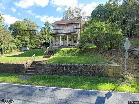 Wyomissing, MOHNTON, PA 19540