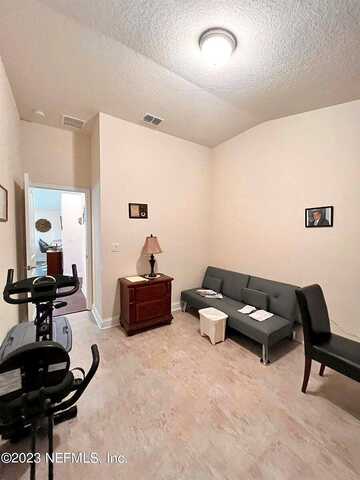 Cadley, JACKSONVILLE, FL 32219