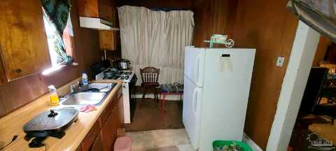 Baynes, PENSACOLA, FL 32507