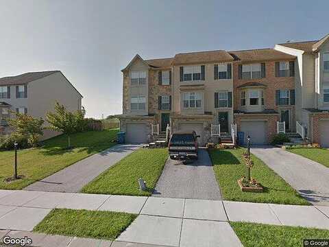Zachary, HANOVER, PA 17331