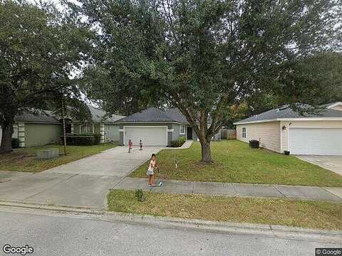 Julia, GREEN COVE SPRINGS, FL 32043