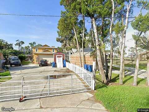 Tropical, WEEKI WACHEE, FL 34607