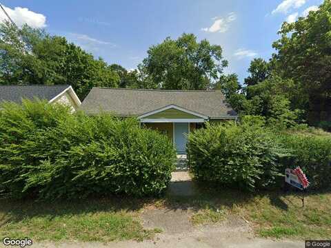 Walnut, PETERSBURG, VA 23803
