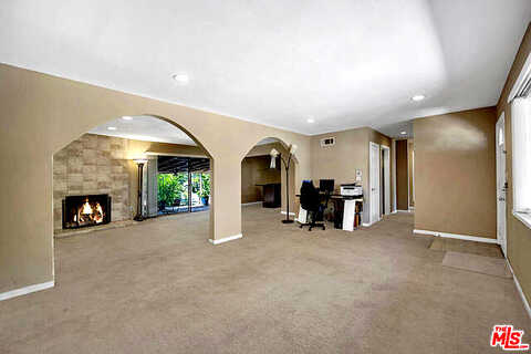 Blythe, CANOGA PARK, CA 91304