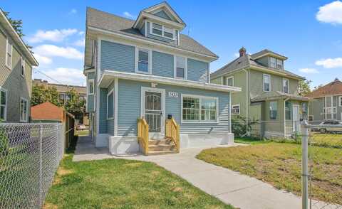17Th, MINNEAPOLIS, MN 55404