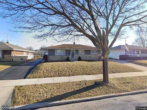 Denis, MILWAUKEE, WI 53221
