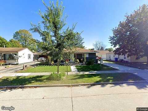 Christine, APPLETON, WI 54915