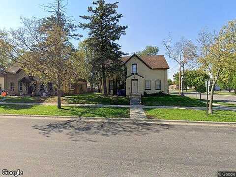 8Th, SAINT CLOUD, MN 56303