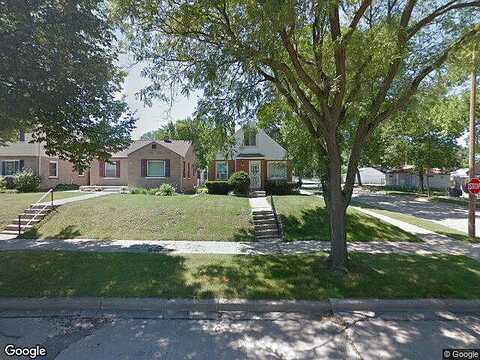 49Th, MILWAUKEE, WI 53219