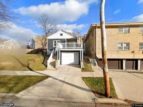 Astor, MILWAUKEE, WI 53202