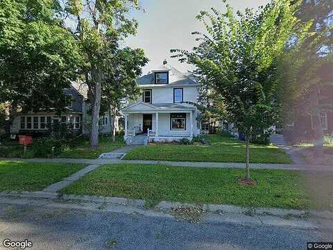 Van Buren, SAINT PAUL, MN 55104