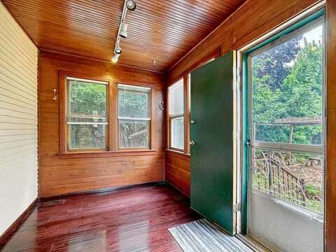 Reaney, SAINT PAUL, MN 55106