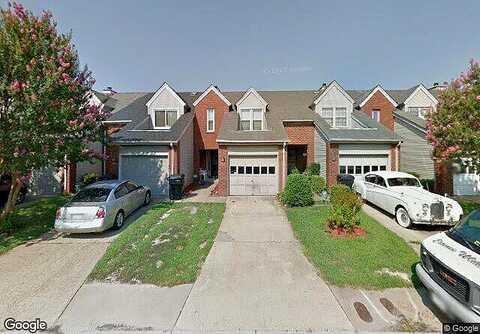 Hillock, VIRGINIA BEACH, VA 23455