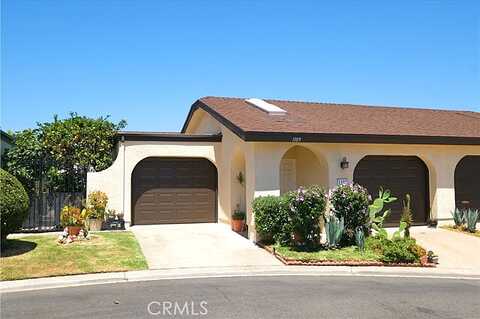 Voyager, ANAHEIM, CA 92801