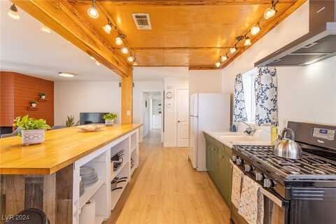 Crestwood, LAS VEGAS, NV 89104